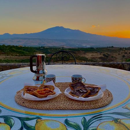 Cs Villa Fronte Etna Centuripe Buitenkant foto