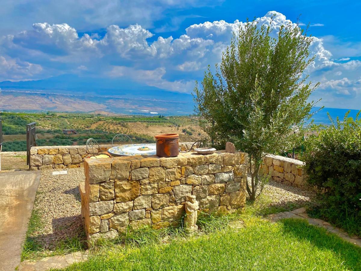 Cs Villa Fronte Etna Centuripe Buitenkant foto